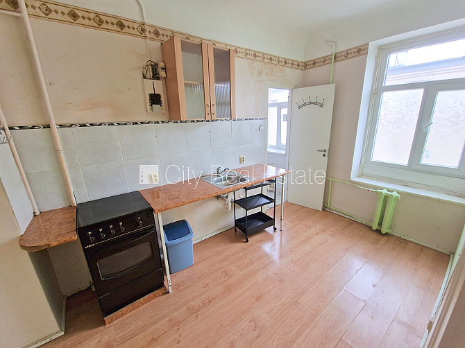 Фасадный дом, благоустроенный озеленённый двор, лестничная клетка после Рига - изображение 11