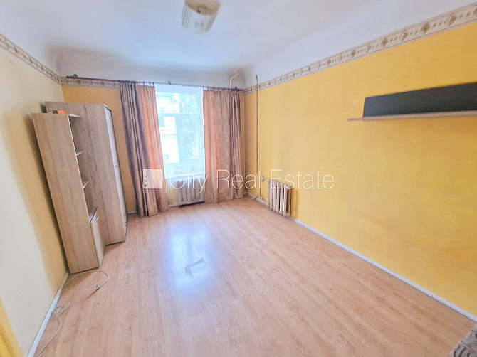 Фасадный дом, благоустроенный озеленённый двор, лестничная клетка после Рига - изображение 2