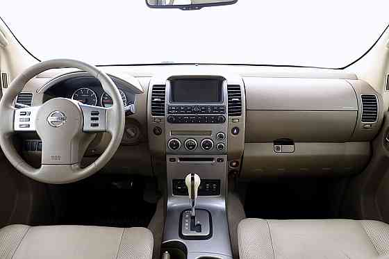Nissan Pathfinder Luxury ATM 2.5 dCi 128kW Tallina