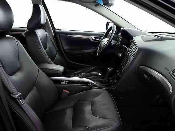 Volvo XC70 Summum AWD ATM 2.4 D5 120kW Таллин