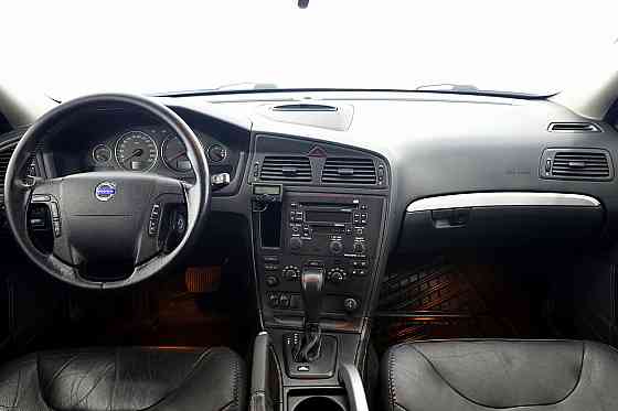 Volvo XC70 Summum AWD ATM 2.4 D5 120kW Таллин