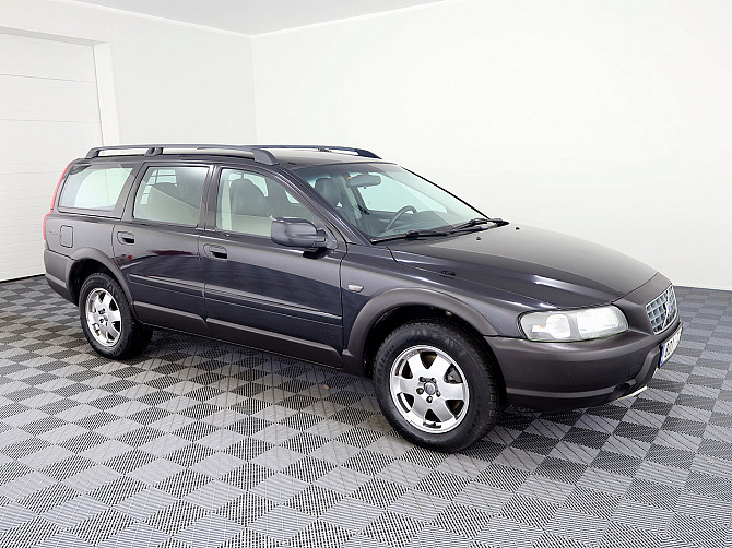 Volvo XC70 Summum AWD ATM 2.4 D5 120kW Таллин - изображение 1