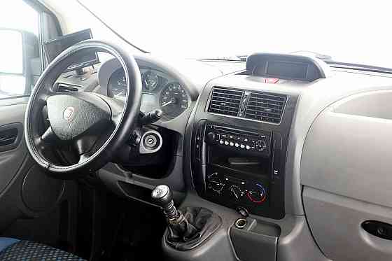 Fiat Scudo Passenger 2.0 JTD 88kW Tallina