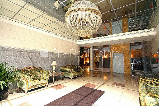 Фасадный дом, реновированный дом, благоустроенный озеленённый двор, закрытый Рига - изображение 18