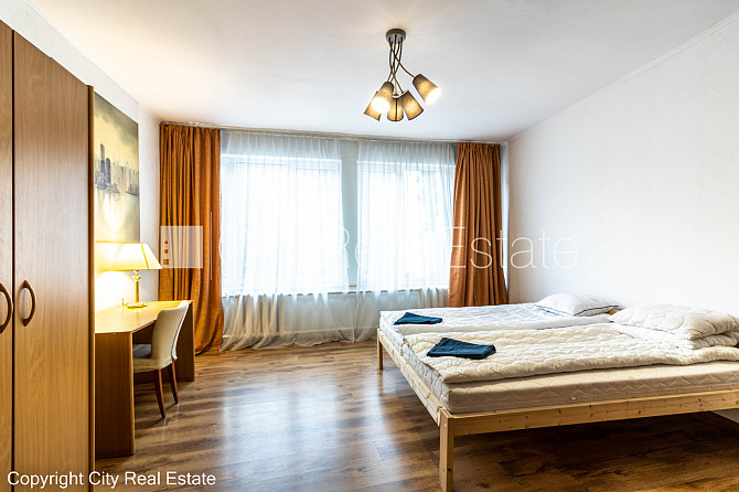 Šo dzīvokli izīrē pa diennaktīm (īstermiņa īre), īres cena sludinājumā norādīta par Rīga - foto 3