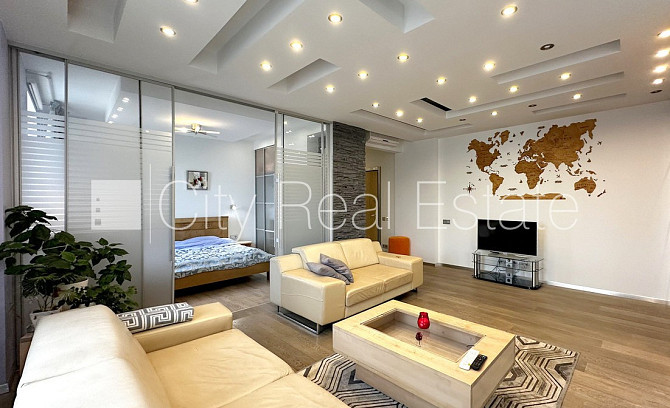 Фасадный дом, благоустроенный озеленённый двор, закрытый двор, места для Рига - изображение 12