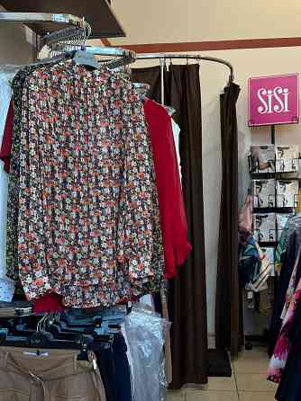 Продаётся действующий магазин женской одежды, расположенный в отличном месте .Бизнес полностью... Резекне