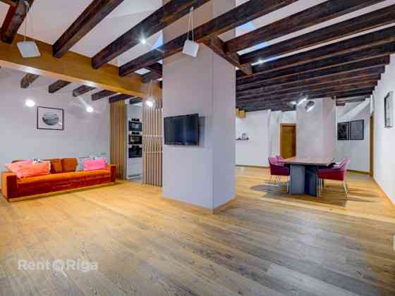 Комфорт частного дома в сочетании с преимуществами квартиры. Квартира светлая, Рига