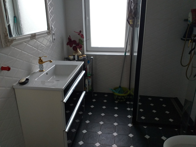 Elitārā ciematā “Jūras krasti” tiek piedāvāta jauna divstāvu privātmāja. Ciemats ir izvietots... Царникава - изображение 10