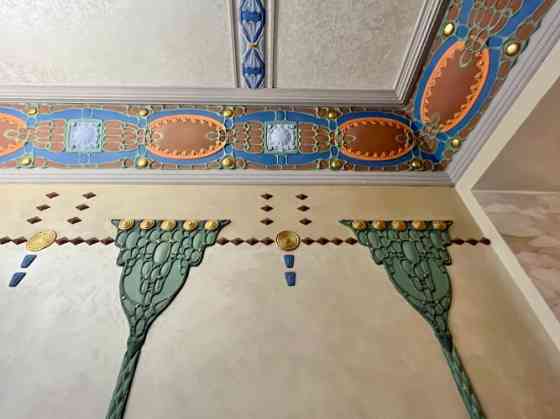 Продаётся элегантная и просторная 4-комнатная квартира в центре Риги. В Rīga