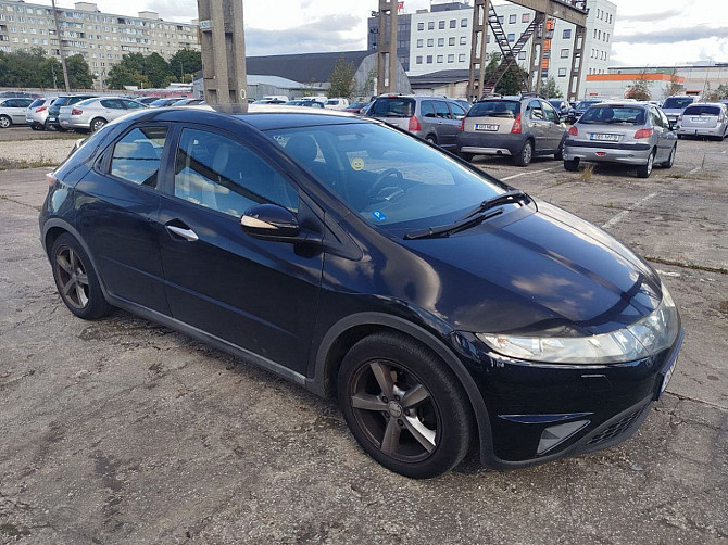 Honda Civic Elegance 1.3 61kW Tallina - foto 1