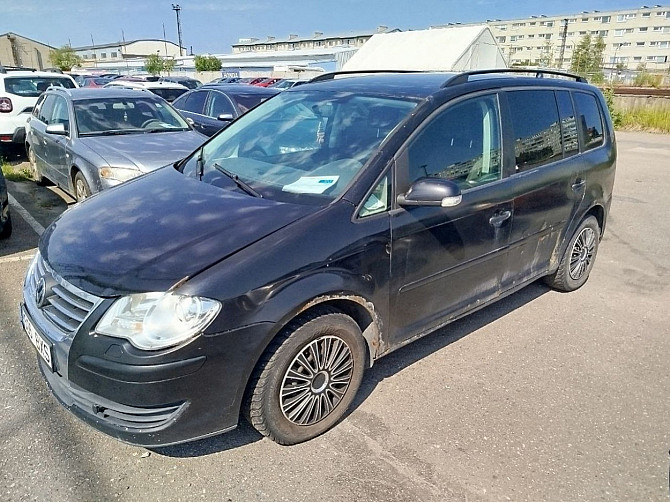 Volkswagen Touran Comfortline Facelift ATM 1.9 TDI 77kW Таллин - изображение 2