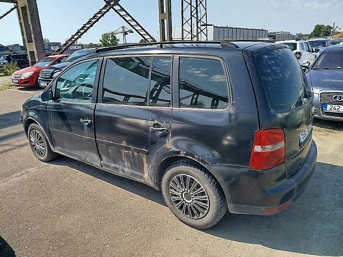 Volkswagen Touran Comfortline Facelift ATM 1.9 TDI 77kW Таллин - изображение 4