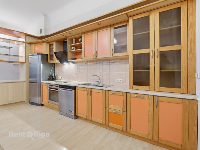 Plašs 5-istabu dzīvoklis Rīgas centrā!                                     Dzīvoklis ar plašu Rīga - foto 15