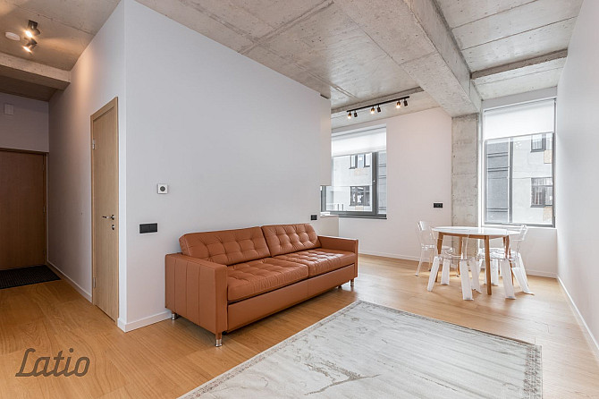 Izīrē modernu un mājīgu studijas tipa dzīvokli pašā Rīgas centrā, Stabu ielā 2A. Dzīvoklis ir pilnīb Рига - изображение 1