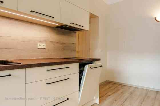 Аренда квартиры в тихом центре. 2 комнатная квартира с одной изолированной Rīga