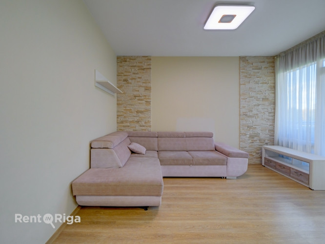 Pārdod 3-istabu dzīvokli jaunajā projektā VARAVĪKSNES NAMI  Pārdošanā gaišs, mājīgs un Rīga - foto 3