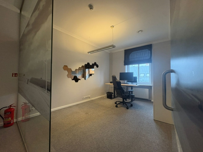 Общая площадь  154 м. Офис расположен на 5-м этаже элегантного офисного здания, Рига - изображение 8