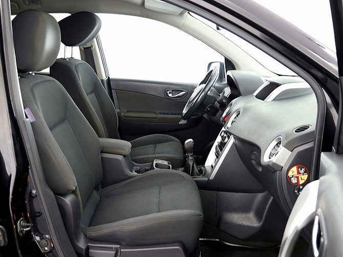 Renault Koleos Comfort 4x4 2.5 126kW Таллин - изображение 6