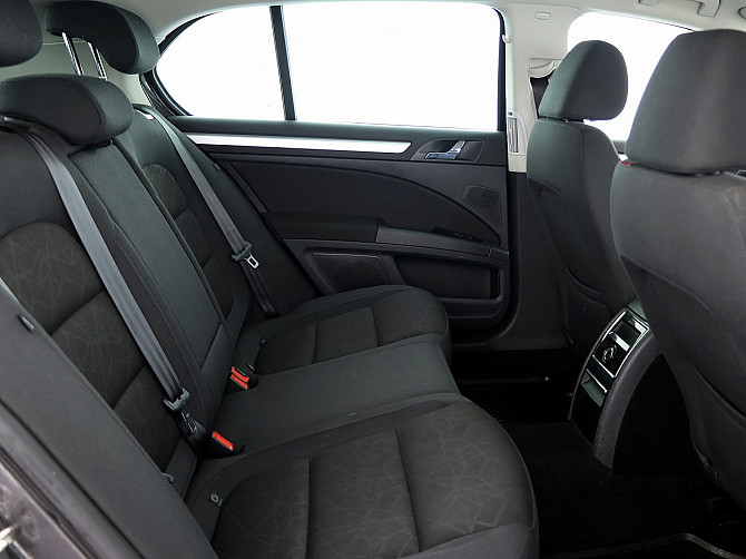 Skoda Superb Family ATM 1.8 118kW Таллин - изображение 7