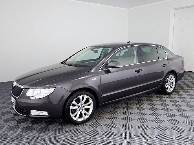 Skoda Superb Family ATM 1.8 118kW Таллин - изображение 2