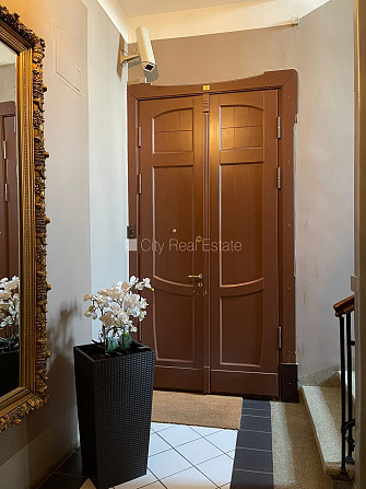 Новостройка, фасадный дом, вход с улицы, лифт, лестничная клетка после Рига - изображение 20