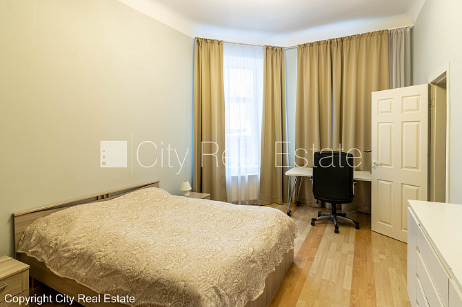 Pagalma māja, fasādes māja, dzīvokļu skaits ēkā  30 gab., metāla jumta segums, ķieģeļu Rīga - foto 17