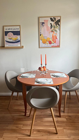 Fasādes māja, renovēta māja, restaurēta māja, vieta automašīnai, ieeja no ielas, studio Rīga - foto 5