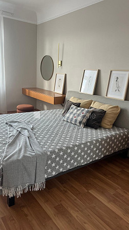 Fasādes māja, renovēta māja, restaurēta māja, vieta automašīnai, ieeja no ielas, studio Rīga - foto 14