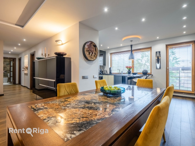 Gaišs un mājīgs 4 istabu dzīvoklis jaunajā projektā centrā.  Lieliska un klusa atrašanās Rīga - foto 3