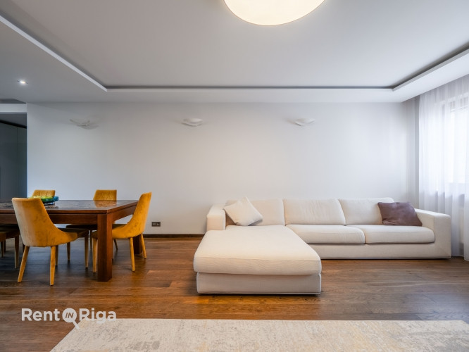 Gaišs un mājīgs 4 istabu dzīvoklis jaunajā projektā centrā.  Lieliska un klusa atrašanās Rīga - foto 9