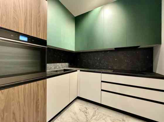 Элегантная 4-комнатная квартира в самом сердце Риги!  Сочетание Рига