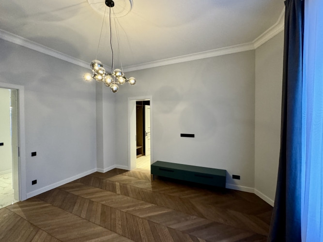 Элегантная 4-комнатная квартира в самом сердце Риги!  Сочетание Рига - изображение 8