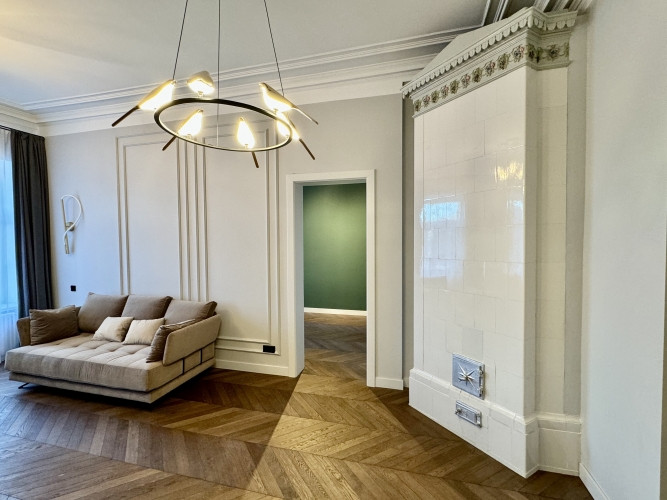 Элегантная 4-комнатная квартира в самом сердце Риги!  Сочетание Рига - изображение 1