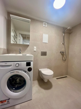 Ilgtermiņa īrei pieejams mūsdienīgs un līdz detaļām pārdomāts studio tipa dzīvoklis Rīga - foto 6