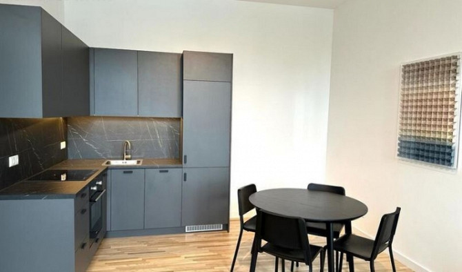 Izīrē 3-istabu dzīvokli, 52 m2 platībā Skolas ielā 13, Rīgā.  Dzīvokļa plānojums sastāv Rīga - foto 3