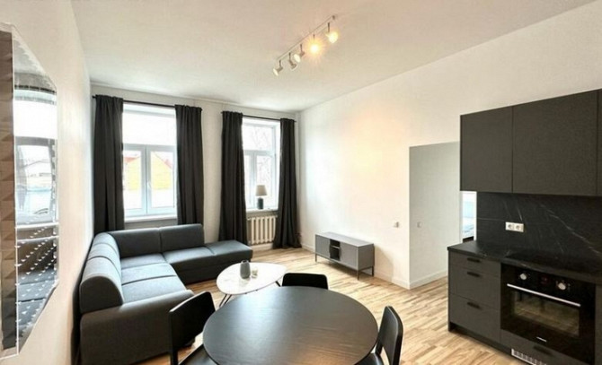 Izīrē 3-istabu dzīvokli, 52 m2 platībā Skolas ielā 13, Rīgā.  Dzīvokļa plānojums sastāv Rīga - foto 1