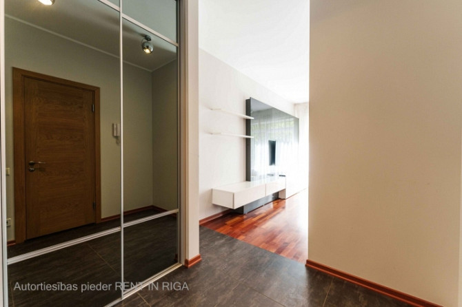 Plašs Studio dzīvoklis Jaunajā projektā Ķīpsalā.  Dzīvoklis ietver dzīvojamo istabu, kas Rīga - foto 8