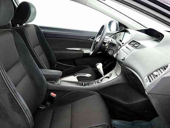 Honda Civic Type S 2.2 i-CTDi 103kW Tallina