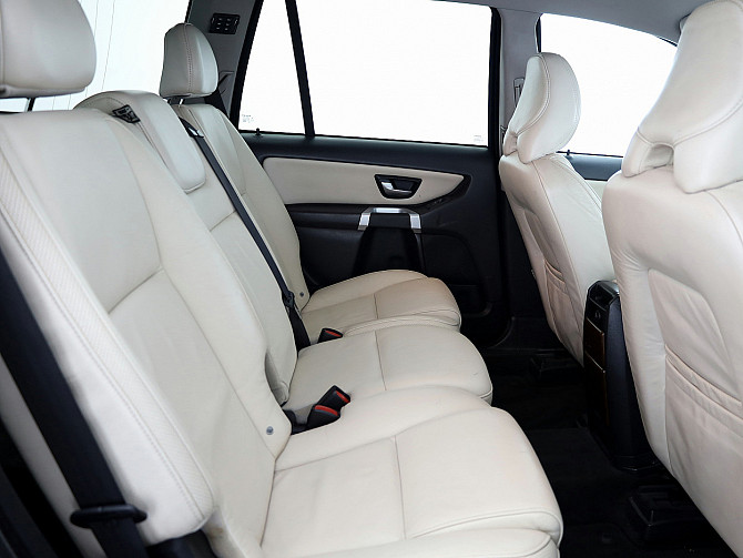 Volvo XC90 Summum ATM 2.4 D5 136kW Tallina - foto 7