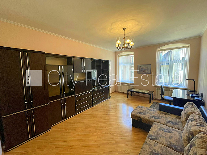 Здание во дворе, закрытый двор, вход со двора, окна выходят во двор, количество Рига - изображение 18