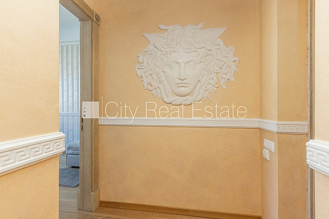 Фасадный дом, реновированный дом, поменянное покрытие крыши, благоустроенная Рига - изображение 15