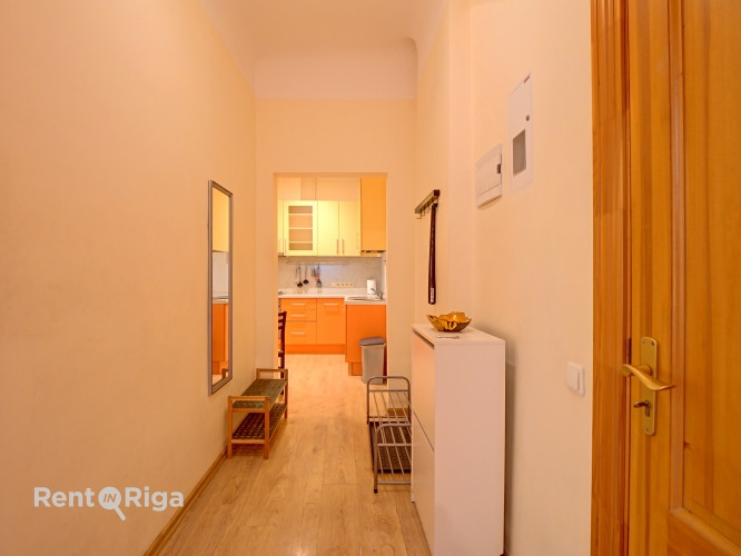 Izīrē plašu 4 istabu dzīvokli Rīgas centrā!  Dzīvokļa plānojums ir ērts un funkcionāls  tajā ir 3 iz Рига - изображение 7