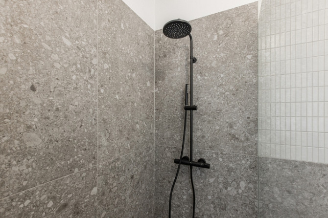 Эксклюзивная полностью обновлённая студия у Верманского сада  Квартира (4 этаж): - Рига - изображение 9