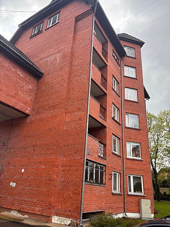 Pārdod 3 istabu dzīvokli Upesciemā, Strauta ielā 1
Kluss un zaļš apvidus, tikai 15 minūšu... Другой - изображение 1