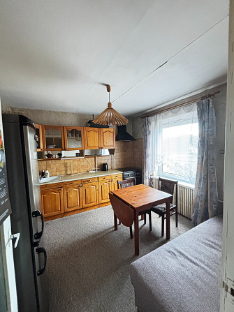 Pārdod 3 istabu dzīvokli Upesciemā, Strauta ielā 1
Kluss un zaļš apvidus, tikai 15 minūšu... Другой - изображение 7