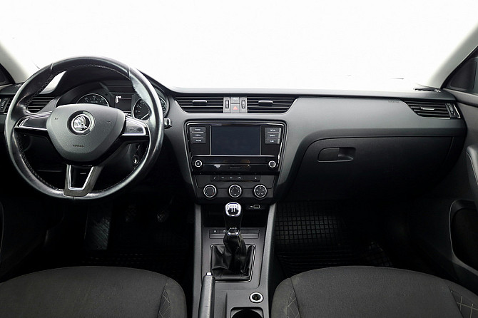 Skoda Octavia Comfortline Facelift 1.2 63kW Таллин - изображение 5