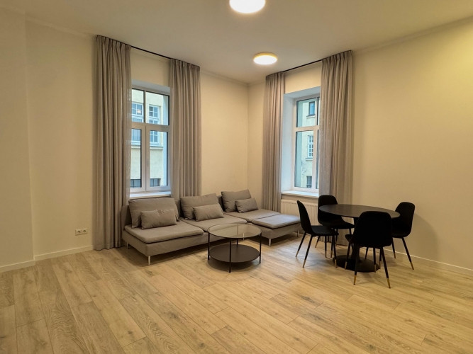 Mеблированная 2-комнатная квартира в Тихом центре Риги.  Квартира с высокими Рига - изображение 2