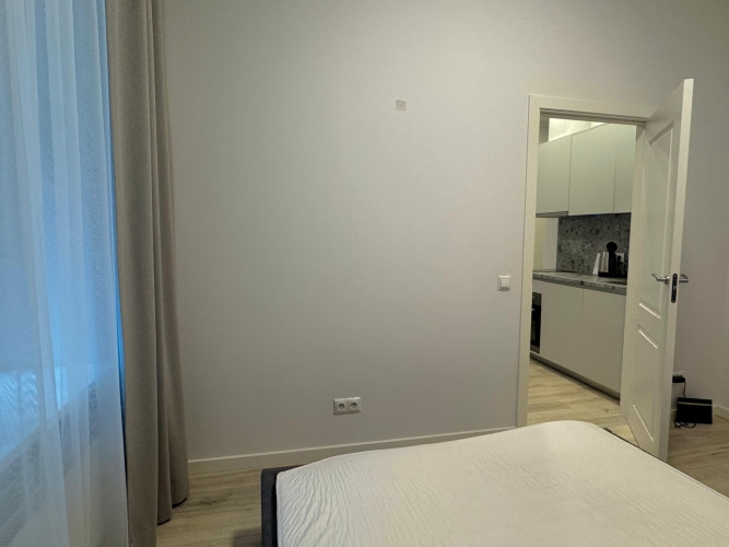 Mēbelēts 2-istabu dzīvoklis Klusajā centrā- Pulkveža Brieža ielā.  Dzīvokļa plānojums Rīga - foto 6