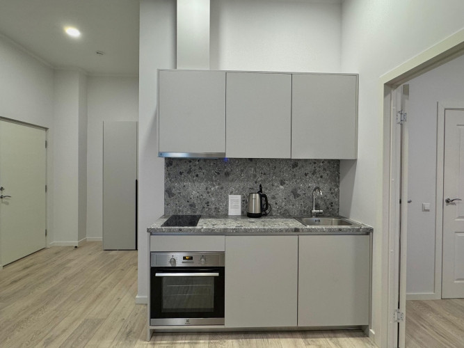 Mēbelēts 2-istabu dzīvoklis Klusajā centrā- Pulkveža Brieža ielā.  Dzīvokļa plānojums Rīga - foto 9